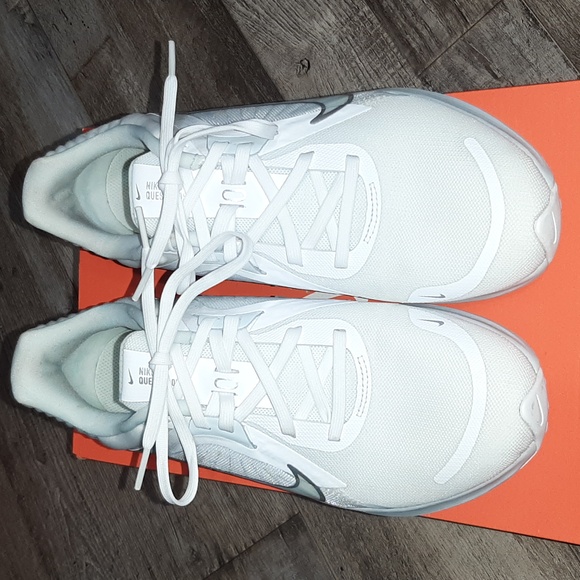 Womens 8.5 Nike quest 5 - Picture 2 of 7